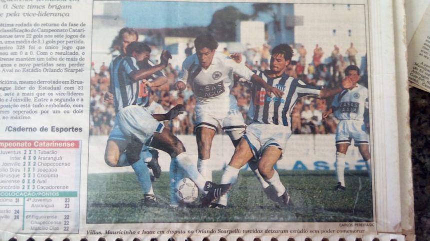 AMC participa de jogo de futebol no Estádio Orlando Scarpelli - AMC